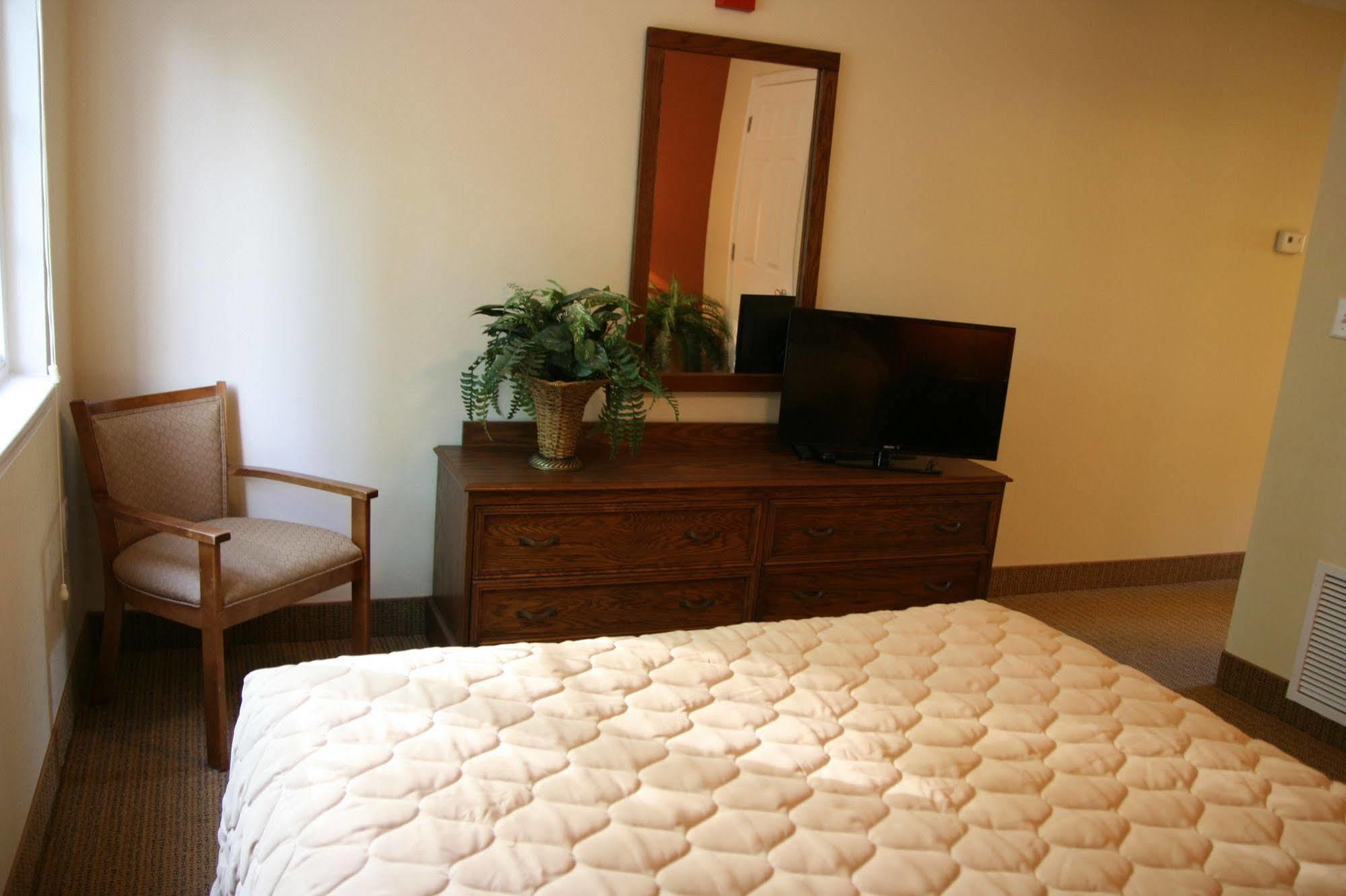 Affordable Suites Of America Fredericksburg Eksteriør bilde